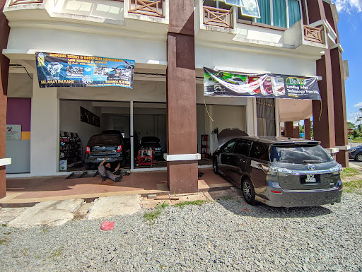 Boy Bengkel gersik Boy Bengkel gersik