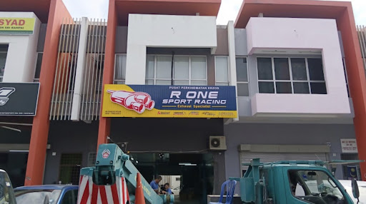Pakar Ekzos R One Sport Racing