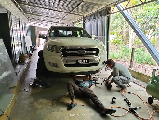DNJ Automotive