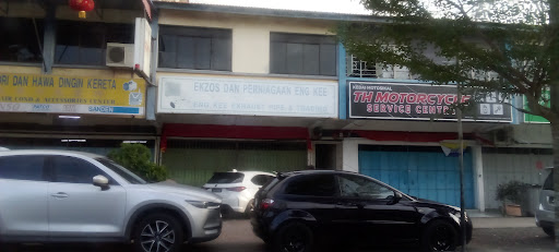 Ekzos Dan Pernaigaan Eng Kee