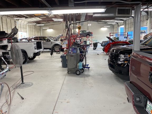 KiongLee Concept - Car Repair Garage 1 kionglee concept car repair garage